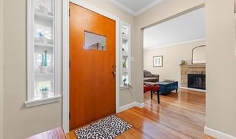 1319 Glamorgan St, Alliance, OH 44601
