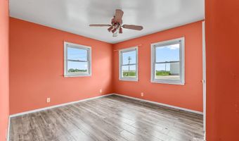 1858 W Auburn Dr, Auburn, IN 46706