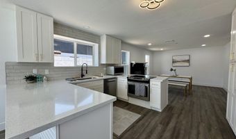 2247 W HIGHLAND St, Chandler, AZ 85224