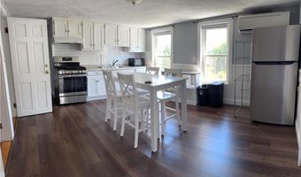 12 Third School St 2, Bristol, RI 02809