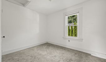 14 Church St, Beacon Falls, CT 06403