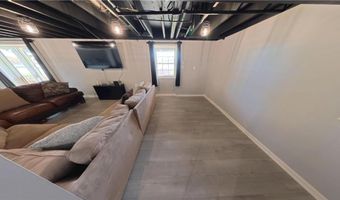 980 Lake Viking Ter, Altamont, MO 64620