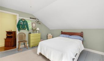 85 Sweet Ln, North Kingstown, RI 02852