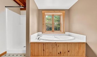 577 Schluersburg Rd, Augusta, MO 63332