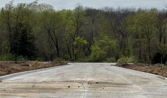 Oak Court lot 14, Polk City, IA 50226