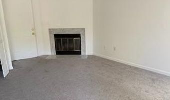 1013 SUMMERGLENN Ct 7-203, Bowie, MD 20721