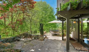 144 Pegg Rd, Barnardsville, NC 28709