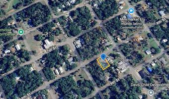 8 Th St, Apalachicola, FL 32320