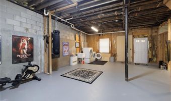 2 Haywood Rd, Coventry, RI 02816
