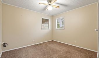 803 8th St, Barling, AR 72923