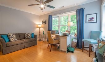 789 Natick Ave, Cranston, RI 02921