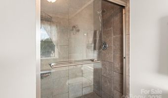 9817 Emerald Point Dr 5, Charlotte, NC 28278
