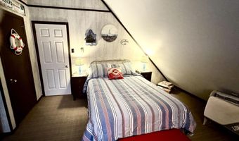 106 Burnshaw Ln, Albrightsville, PA 18210