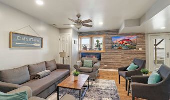 26048 W Forest Ave, Antioch, IL 60002