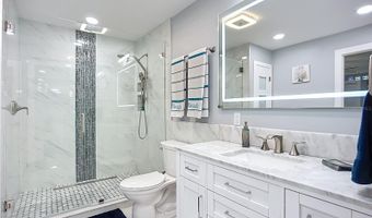 6531 SANTIAGO Ct, Apollo Beach, FL 33572