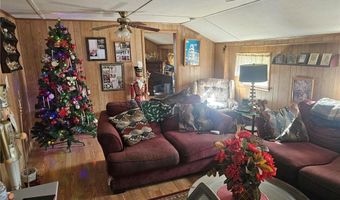 8 Lake Ct, Hopkinton, RI 02804