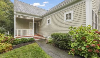 1 Hollyhock Knoll Ct 1, Bourne, MA 02532