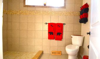 14 MINNIE HA HA Rd, Albrightsville, PA 18210