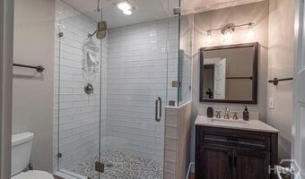 585 White Cir 402, Athens, GA 30605
