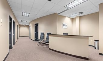 174 Clarkson Rd, Ballwin, MO 63011