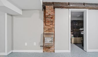 121 Dallas St, Adrian, MI 49221