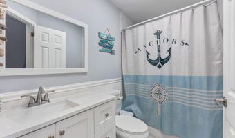 401 Bayshore Dr 2A, Barnegat, NJ 08005