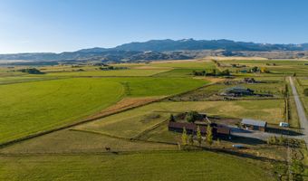 30 Carter Mountain Rd, Cody, WY 82414