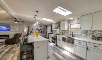 38 Kings Ln, Cape May Court House, NJ 08210
