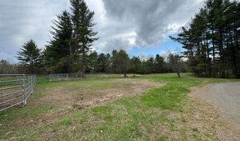 7 Howard Siding Ln, Abbot, ME 04406