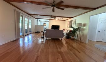 215 Back Nine Dr, Baneberry, TN 37890