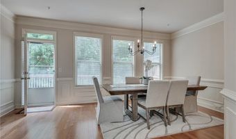 9005 Woodland Trl, Alpharetta, GA 30009
