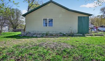 5142 N State Rd, Alma, MI 48801