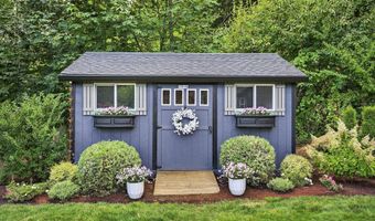 14150 S CANYON RIDGE Dr, Oregon City, OR 97045