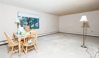 66 Girard Ave 106, Newport, RI 02840