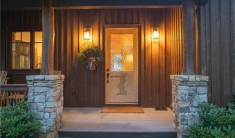 30 Eagle Village Cir, Banner Elk, NC 28604
