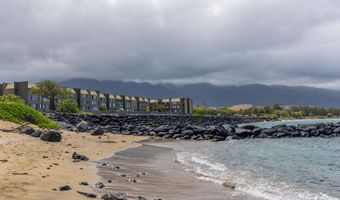 111 KAHULUI BEACH Rd A121, Kahului, HI 96732