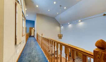 9 University Pl, Amsterdam, NY 12010