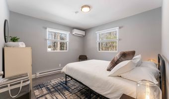 113 Birchwood Rd, Blakeslee, PA 18610