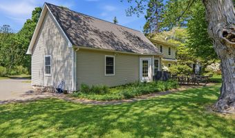 48 Case Rd, Burlington, CT 06013