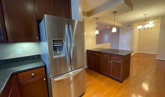 4061 S FOUR MILE RUN Dr 301, Arlington, VA 22204