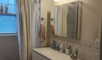 933 E Broadway 3, Boston, MA 02127