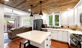 5420 Whitneyville Ave SE, Alto, MI 49302