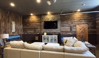 411 DR JENKINS Ln, Altoona, AL 35952