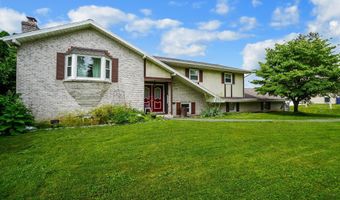 2057 GROVE St, Allentown, PA 18104