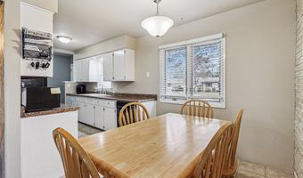 302 NW Arlan Dr, Ankeny, IA 50023