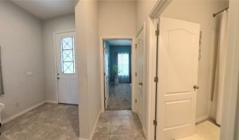902 GRAND HILLTOP Dr, Apopka, FL 32703