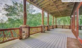 30 Eagle Village Cir, Banner Elk, NC 28604