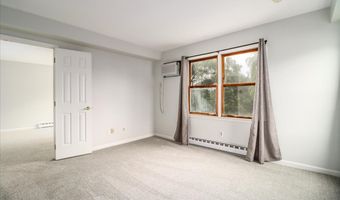 55 Mill Plain Rd 32-20, Danbury, CT 06811