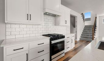 N9239 LAURA Street, Appleton, WI 54915