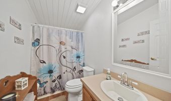 301 Hidden River Dr, Adrian, MI 49221